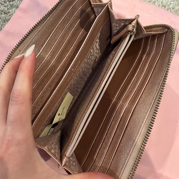 Kate Spade Metallic Rose Gold Long Wallet - Picture 9 of 14